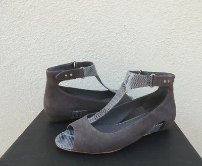 TSUBO УГОЛЬ GERRI ЗМЕЯ T-РЕМЕНЬ НА ТАНКЕТКЕ КАБЛУКИ/САНДАЛИИ, США 6,5/ЕВРО 37,5 ~ НОВЫЙ В КОРОБКЕ - Изображение 1 из 4