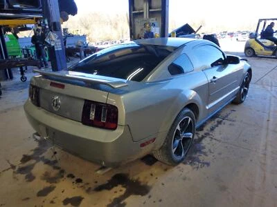 Compresor de aire acondicionado usado para: Ford Mustang 2008 4,0 L SOHC grado A Foto 1 de 4