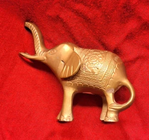 Brass Elephant Figurine Boho Bohemian Figure Made In India 4" high Lucky Vintage - Picture 1 of 16