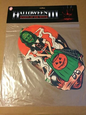 NOVA TEMPORADA DE HALLOWEEN DA BRUXA 4 CORTES RETRÔ 15"X 8" ARPPOX. CADA UNIVERSO - Imagem 1 de 4