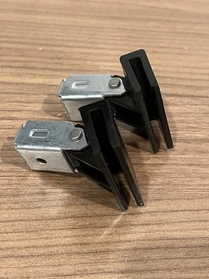 COPPIA cerniere parapolvere giradischi Pioneer PL-570 VINTAGE OEM - Immagine 1 di 4