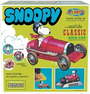 Atlantis Toy & Hobby Inc. Snoopy und Rennwagen AANM6894 Plastikmodell andere O - Bild 1 von 1