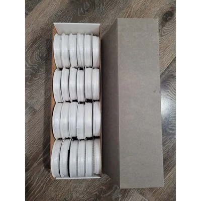 Caja Surtida Cinta Blanca Rubán de 24 3 diseños 5mm Cinta Pequeña NUEVO Foto 1 de 4