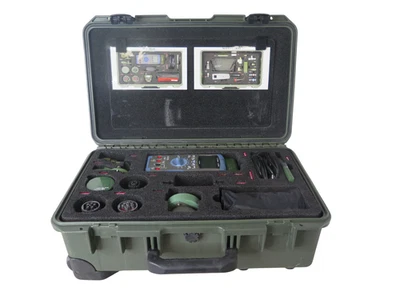 Agilent U1252A True RMS Multimeter W/ Case and Accessories - Free shipping - Image 1 of 4