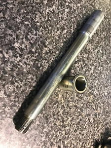 Ducati 900SS 750SS 600SS Carbed front wheel spindle + fork Holder Nut 91-98 - Picture 1 of 5