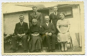 CPA - Carte Postale - Photo - Portrait photo d'une famille (M7858) - Picture 1 of 2