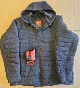 Chaqueta con Capucha Milwaukee M12 HEXON Negra Eje Climatizado Talla: XL Modelo # M102B-21XL - Imagen 1 de 1