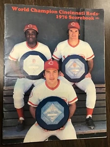 Cincinnati Reds 1976 Scorecard - Game vs. Chicago - Picture 1 of 5