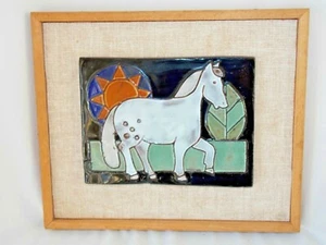 Azulejo de caballo blanco marco de madera colgante de pared decoración del hogar Western Americana 9" x 8" - Imagen 1 de 11