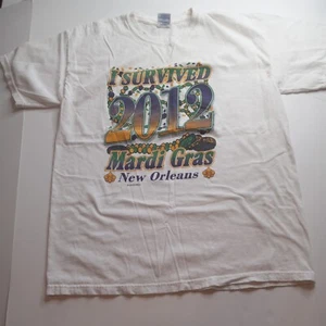 I Survived Mardi Gras 2012 T-Shirt Men's L Large Graphic Gildan Heavy Cotton - Picture 1 of 8