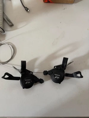 SHIMANO DEORE XT SL-M770 3x9 SPEED RAPID FIRE SHIFTERS PODS DH,FR,XC MTB d435 - Image 1 of 3