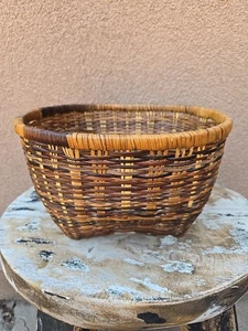 Vintage geflochtener Korb. Leichter asiatischer Stil 8,5 x 3,5 mittlere Größe. - Bild 1 von 8