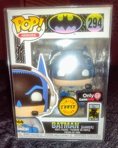 FUNKO POP! BATMAN (Gamer) CHASE! GameStop Exclusive. - Picture 1 of 5