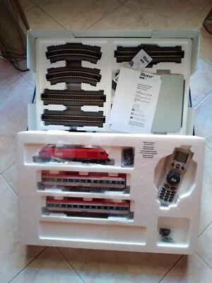 ✅ROCO 51341 - Set Digitale Locomotiva Diesel Gruppo 2016 con treno espresso, ÖBB - Immagine 1 di 4