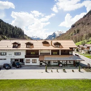 3 Tage Sommerurlaub Österreich Arlberg | 2 Personen DZ HP & Wellness | Gutschein - Bild 1 von 12