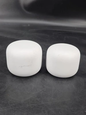 Lot Google Nest Wifi Router and 1 Access Point - Snow [Models H2D & H2E] - Image 1 of 4