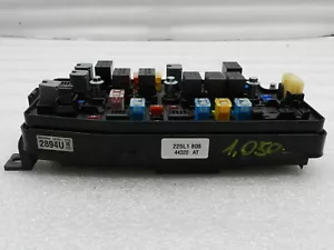 Chevrolet captiva Opel Antara original fuse box control unit - Picture 1 of 3