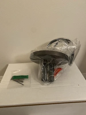 Tech Lighting Monorail MO P.F. DUAL FEED 4” CNPY BRNZ 700MOP4C402Z - Image 1 of 3