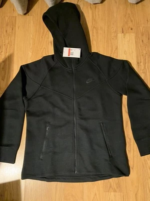 Толстовка с капюшоном женская на молнии флисовая Nike Sportswear Tech размер L FB8338-010 - Изображение 1 из 4