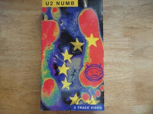 U2 / 2 VHS KASSETTEN / RASSEL UND HUM & NUMB / EX / PARAMOUNT 1989 & ISLAND 1993 - Bild 1 von 5