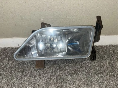 LUZ ANTINIEBLA HONDA PILOT 2006-2008 RH OEM PASAJEROS Foto 1 de 4