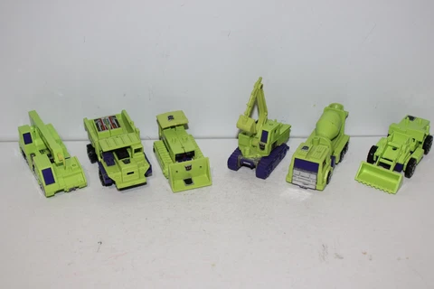 transformers g1 original vintage devastator constructicons hook scrapper Cover
