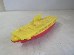 VINTAGE 1950's - 1960's PLASTIC AIRCRAFT CARRIER RED YELLOW 6" ELMAR PRODUCTS CO - Picture 1 of 7