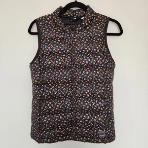 GAP Kids NWOT Puffer Vest Black Floral Full Zip Primaloft Down Alternative XXL - Picture 1 of 8