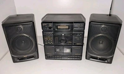 Reproductor de discos compactos casete radio FM/AM Sanyo DC-D5U de colección LEER MÁS ABAJO Foto 1 de 4