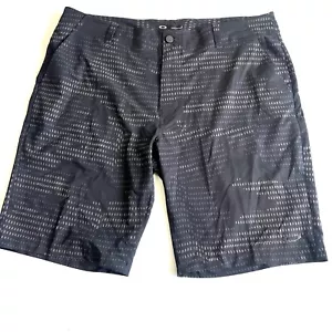 Oakley Shorts Mens 38 Black Knit Chino Performance Stretch Lightweight - Picture 1 of 10