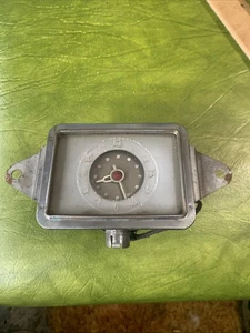 GLOVE BOX DOOR CLOCK FOR 1937 BUICK CARS GEORGE BORG 37 GAUGE USED - Picture 1 of 7