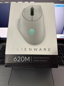 NEW Alienware AW620M Wireless Gaming Mouse Lunar Light Right Handed 26000 DPI - Picture 1 of 3