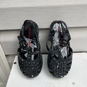 Mini Melissa   Jelly STRANGER THINGS andals Shoes Black - Size  9Y - Picture 1 of 18
