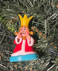 2025 King Of Hearts Alice im Wunderland Christbaumschmuck Neu süß - Bild 1 von 1