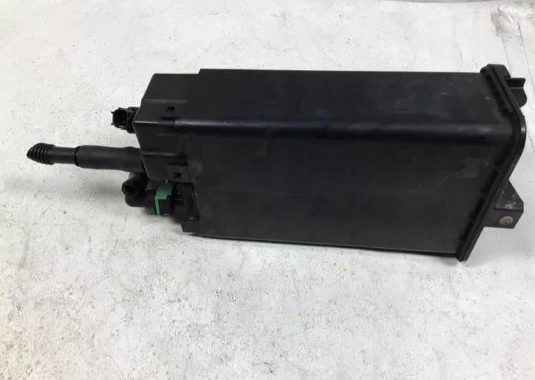 Ford Explorer XLT 2011 2012 bote de vapor de combustible de fábrica Foto 1 de 4