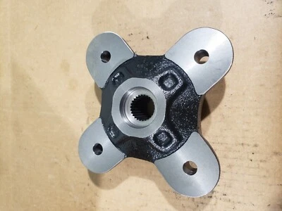 Polaris hub #5139265 front rear RZR xp1000 and turbos Foto 1 de 4