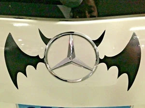 Vinyl Black Bat Sticker For / Car / Window / LapTop / Halloween Sticker St-20 - Picture 1 of 4