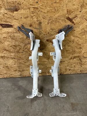 Juego de soportes superiores convertibles Nissan 370z 2009-2020 juego de barras antivuelco OEM Foto 1 de 4