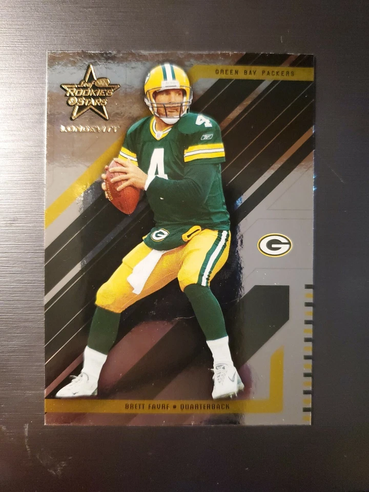 2004 Leaf Rookies Stars Brett Favre LONGEVITY PARALLEL card #34 - Image 1 of 2