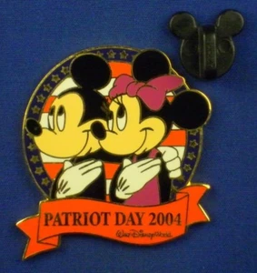 Mickey Mouse & Minnie Patriot Day 2004 Stars and Stripes LE 2500 OC # 32461 - Imagen 1 de 5