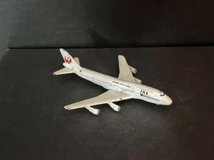 JAPAN AIR LINES JAL 1:400 DRAGON WINGS MODELO AVIÓN FUNDIDO A PRESIÓN DAÑOS EN NEUMÁTICOS - Imagen 1 de 5