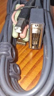 Mediakabel, DVI, USB, Audio - Bild 1 von 3