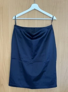 Ladies Satin Skirt - Size 14 - Picture 1 of 12