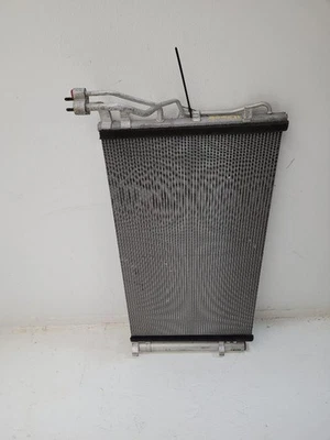 Condensador de aire acondicionado Hyundai Azera 2015-2017 15-17 976063S160 Foto 1 de 4