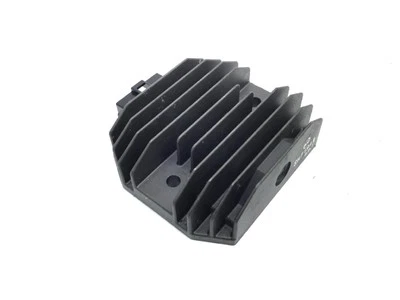 VOLTAGE REGULATOR ELECTRICAL SYSTEM YAMAHA FZ6 600 2004 2005 RJ074 - Image 1 of 4
