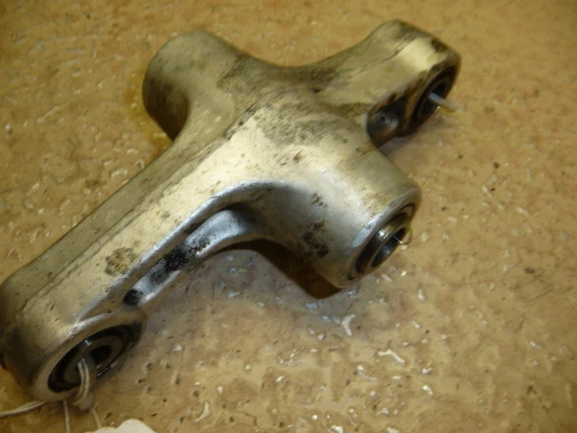 Suzuki Katana 600 2001 hueso de perro trasero Foto 1 de 1