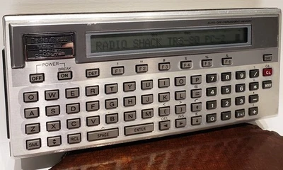 Radio Shack TRS-80 口袋电脑 PC-2 第二代  — 第 1/4 张图片