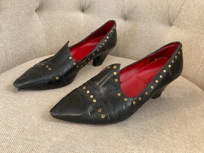 Vintage Gothic Victorian Witch Shoes Black Leather Size 7 1/2 with 2" heel - Image 1 of 4