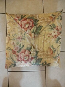 Croscill Pavillion Pillow Multicolor Floral and Check - Picture 1 of 2