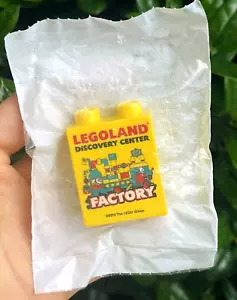 Legoland Discovery Center - Lego Factory Yellow Brick Souvenir (2014) SEALED - Picture 1 of 2